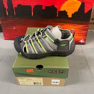 KEEN sandals for kids size 2  gray blue green